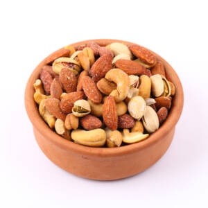 مكسرات فاخرة مشكلة مدخن
